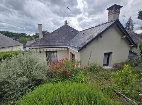Rochecorbon, Centre 37210