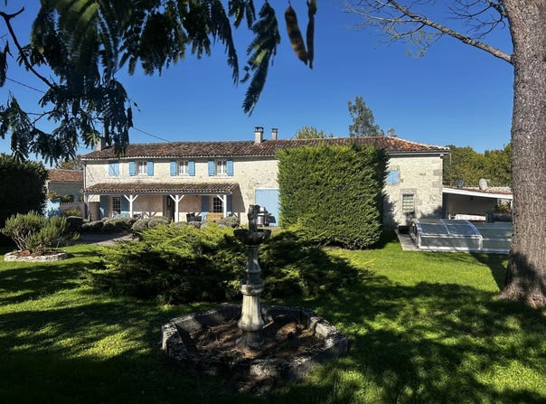 Pons, Poitou-Charentes 17800