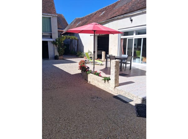 Brienon-sur-Armançon, Burgundy 89210
