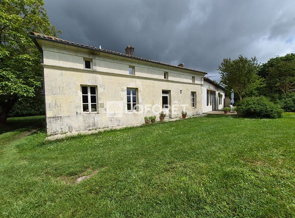 Mirambeau, Poitou-Charentes 17150