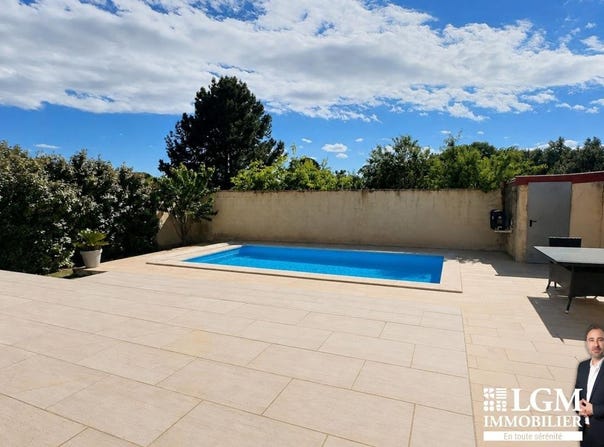 Milhaud, Languedoc-Roussillon 30540