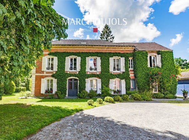 Senlis, Picardie 60300