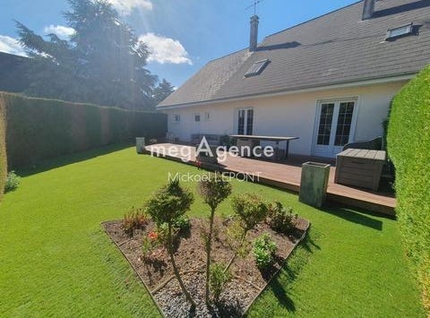Saint-Berthevin, Pays de la Loire 53940