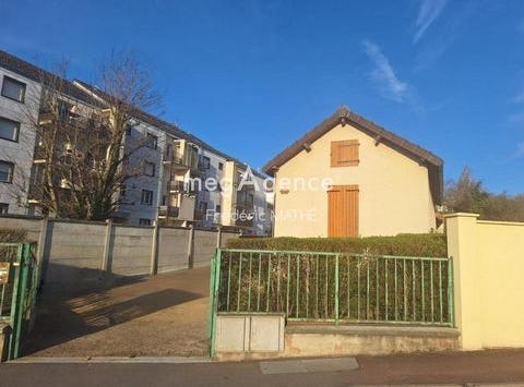Troyes, Champagne-Ardenne 10000