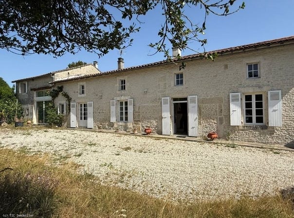 Villefagnan, Poitou-Charentes 16240