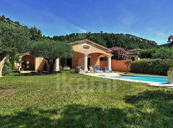 Chusclan, Languedoc-Roussillon 30200