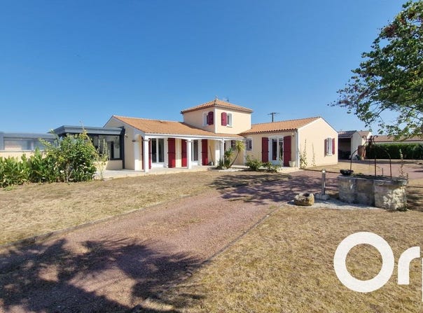 Le Gua, Poitou-Charentes 17600