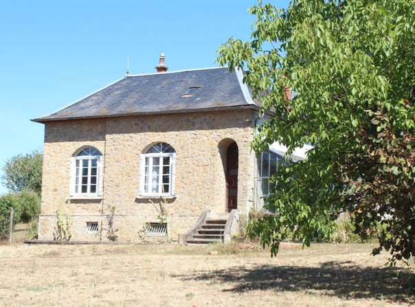 Verneuil, Burgundy 58300