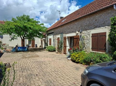 Beaune-La-Rolande, Centre 45340