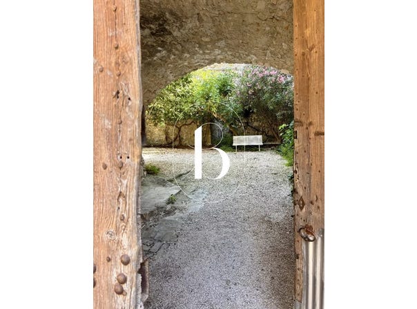 Uzès, Gard 30700