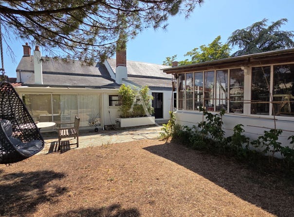COMMEQUIERS, Pays de la Loire 85220