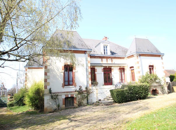 Bourbon-Lancy, Burgundy 71140