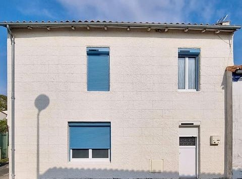 Mortagne-Sur-Gironde, Poitou-Charentes 17120