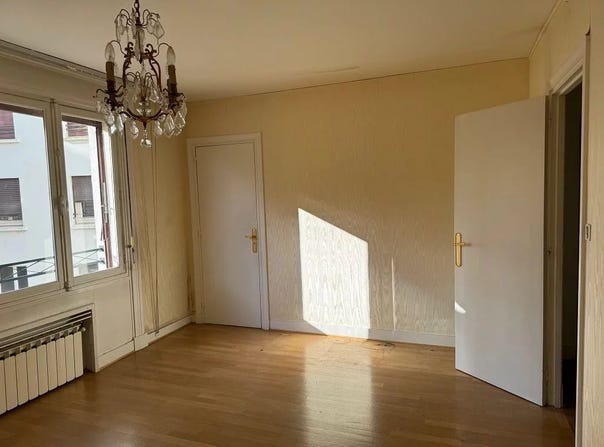 Sens, Yonne 89100