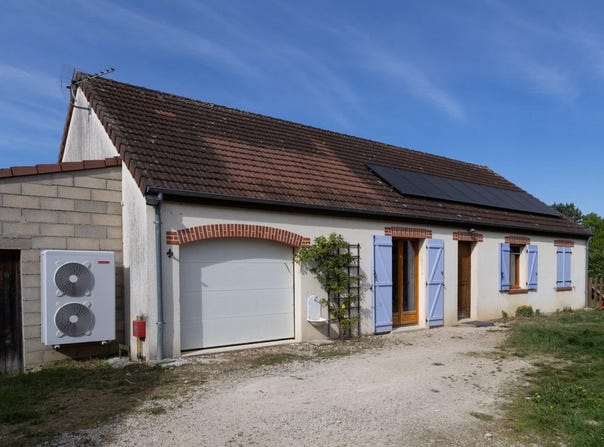 Bonnard, Burgundy 89400