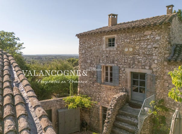 Eygalières, Bouches-du-Rhône 13810