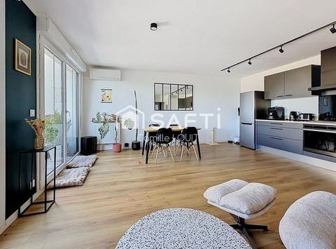 Latresne, Aquitaine 33360