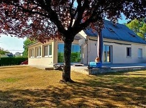 Laval, Pays de la Loire 53000
