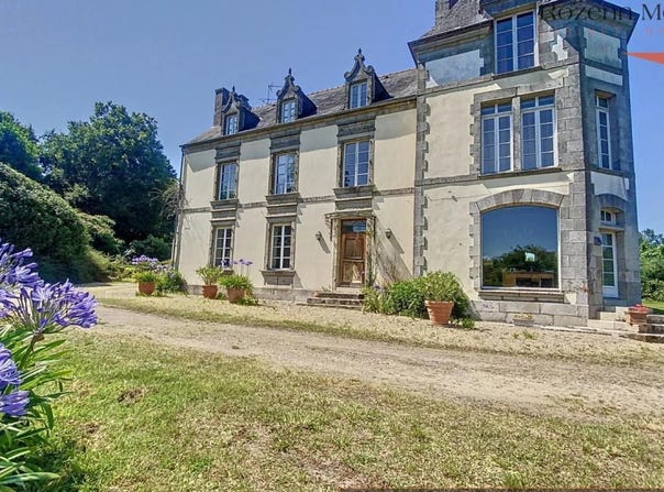 Pluguffan, Finistère 29700