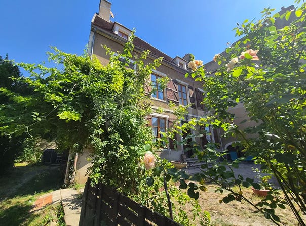 Cravant, Burgundy 89460