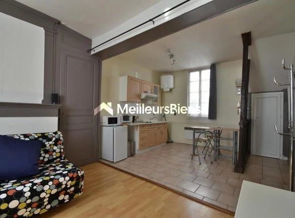 Troyes, Aube 10000