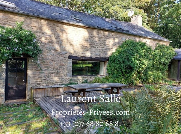 Questembert, Brittany 56230
