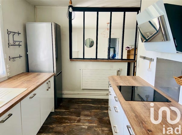 Tours, Centre-Val de Loire 37000