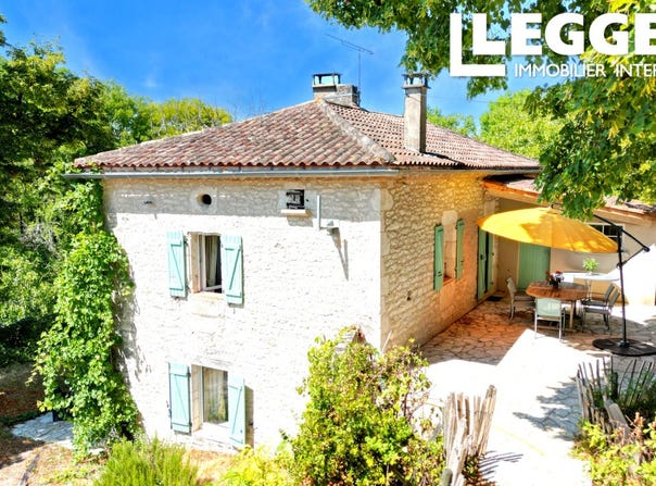 Lauzerte, Occitanie 82110