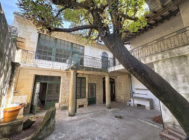 Aigues-Vives, Languedoc-Roussillon 30670