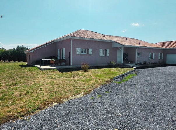 Monségur, Aquitaine 64460