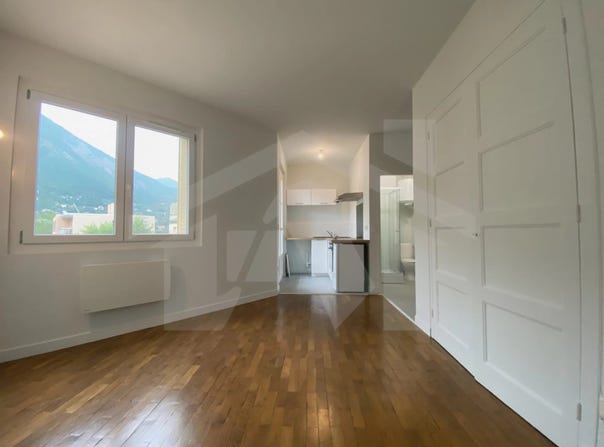 Grenoble, Isère 38000