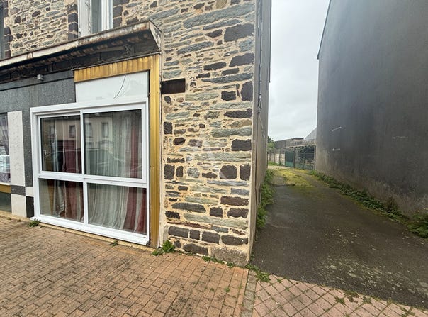 SIXT SUR AFF, Brittany 35550