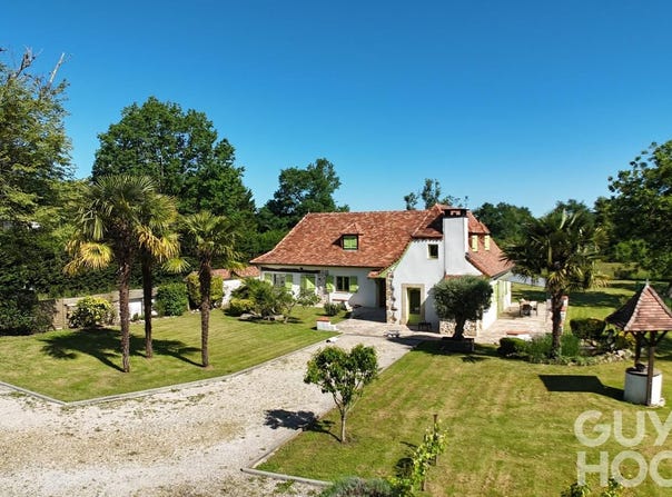 Monein, Aquitaine 64360