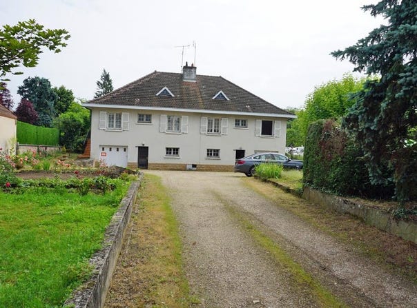 Paray-le-Monial, Burgundy 71600
