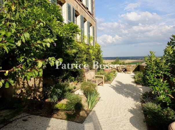 Ervy-le-Châtel, Champagne-Ardennes 10130