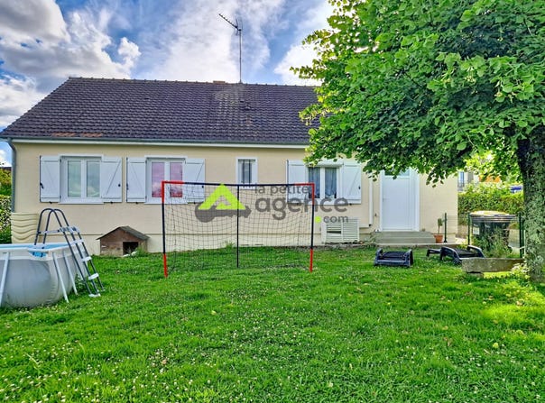 Saint-Maurice-la-Souterraine, Creuse 23300
