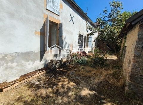 Issy-l'Eveque, Bourgogne 71760