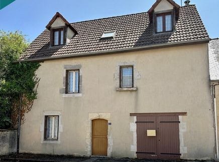 Livry, Bourgogne 58240