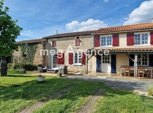 Thouars, Poitou-Charentes 79100