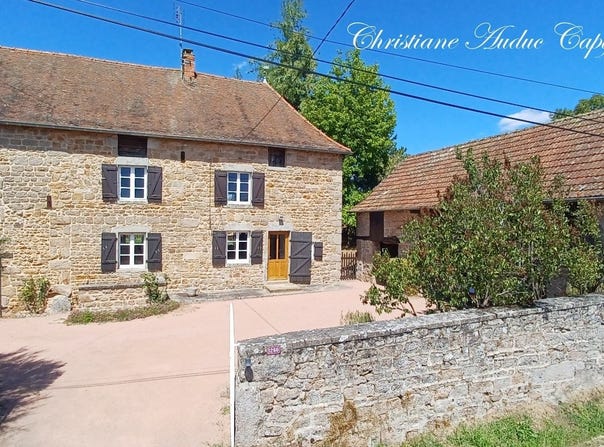 Suin, Burgundy 71220