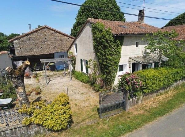 Nanteuil-en-Vallée, Poitou-Charentes 16700