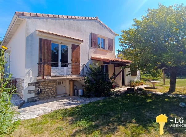 Mortagne-sur-Gironde, Poitou-Charentes 17120