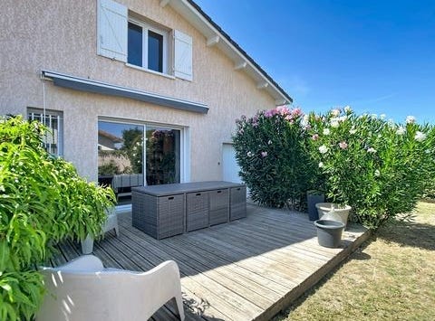 Langon, Aquitaine 33210
