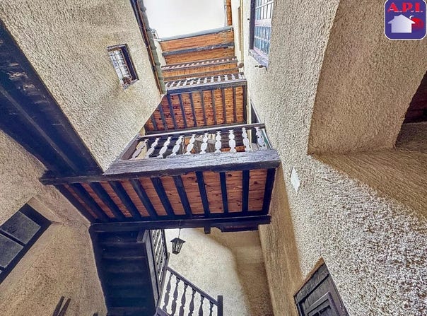 Tarascon-sur-Ariège, Ariège 09400