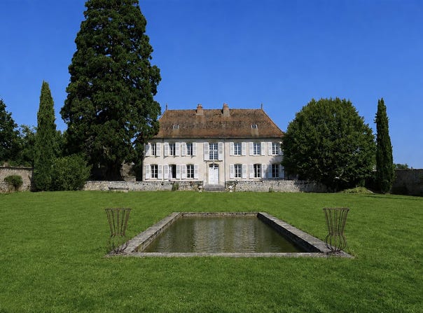 La Clayette, Burgundy 71800