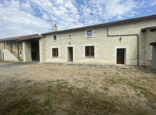 Loudun, Vienne 86200