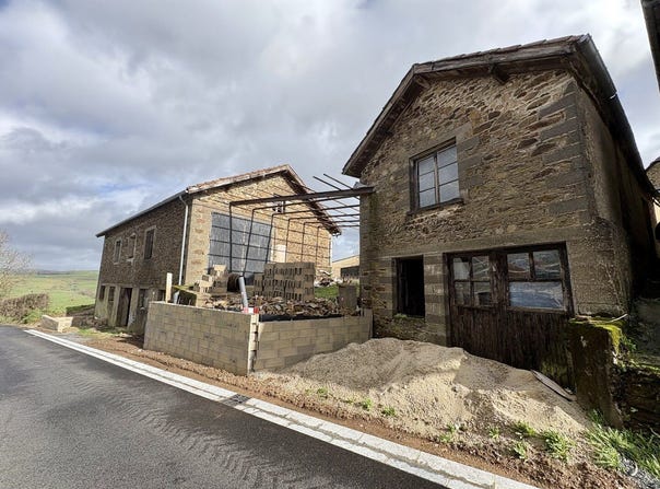 ALMONT LES JUNIES, Occitanie 12300