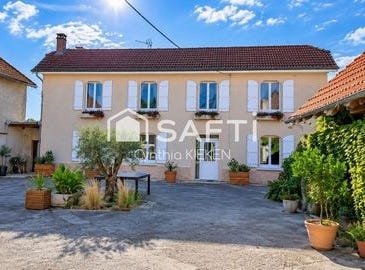 Uzein, Aquitaine 64230
