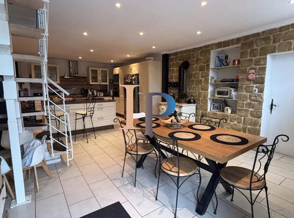 Cours, Loire 69470