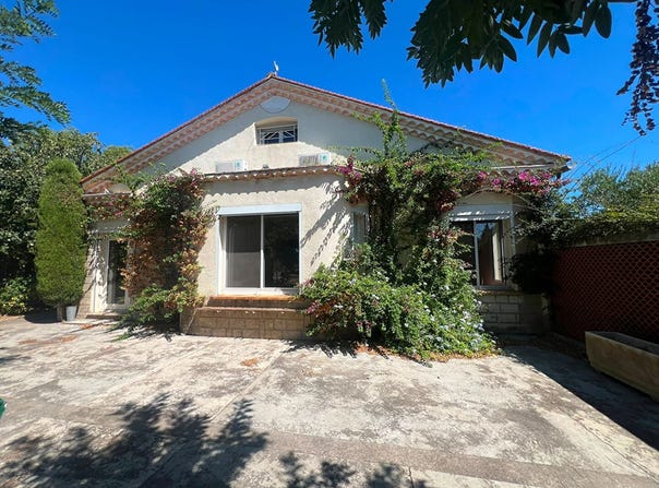 Montfrin, Languedoc-Roussillon 30490